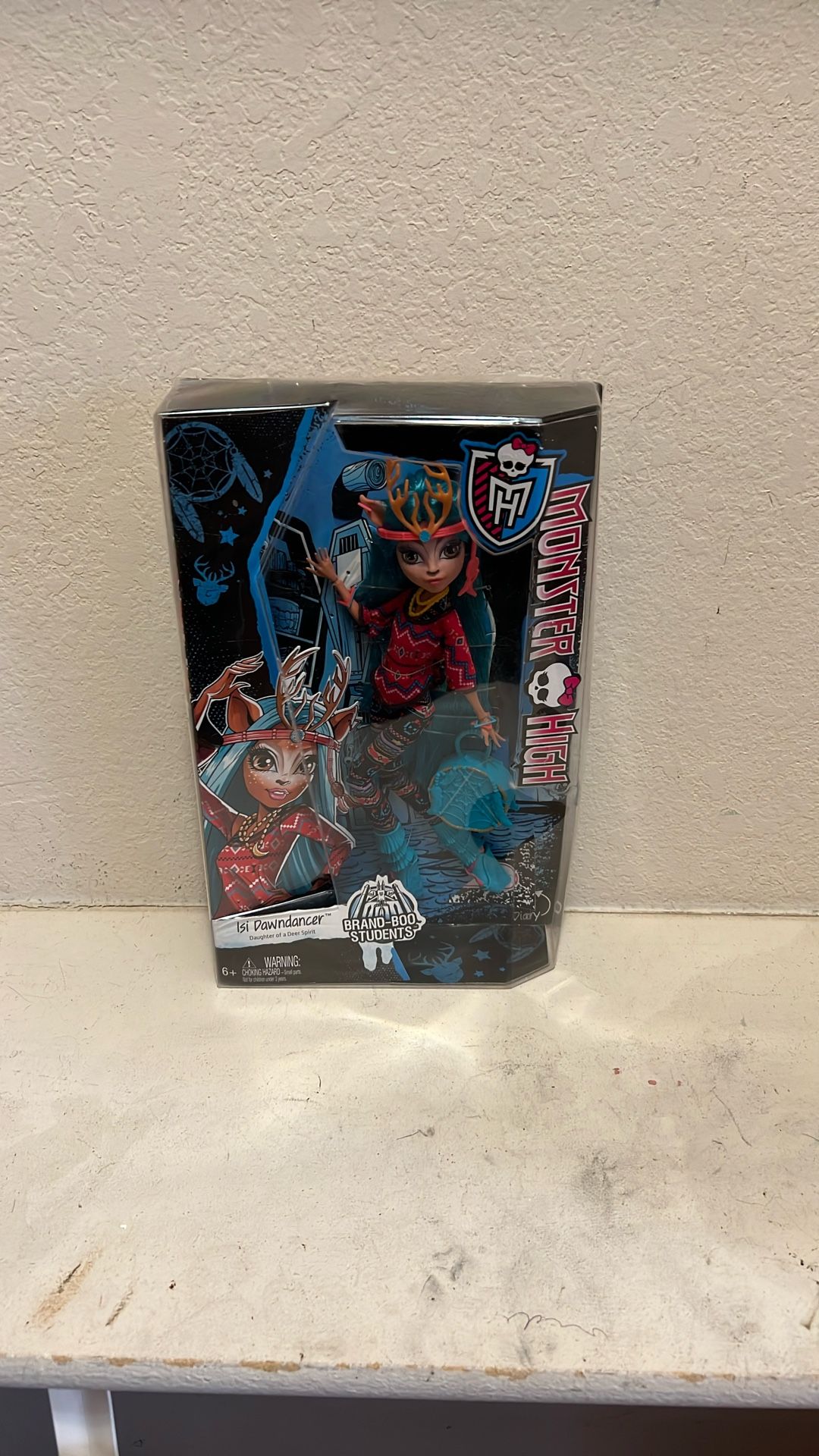 Monster High Isi Dawndancer Reindeer Deer Spirit Brand Boo Students Doll MIB