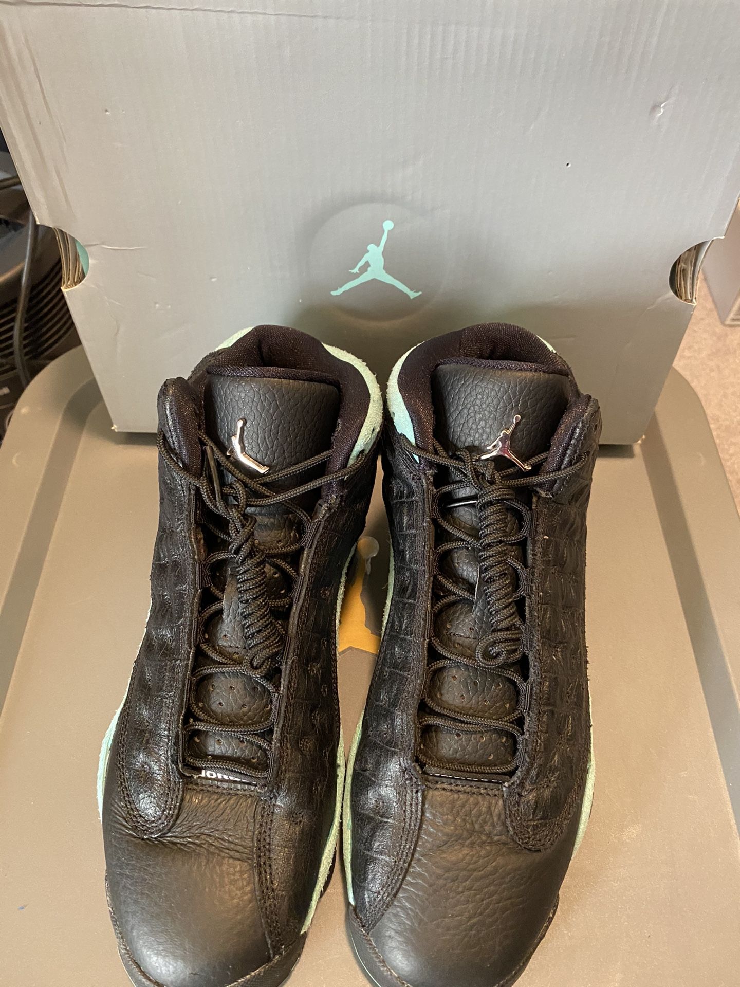 AIR JORDAN 13 RETRO GS (KIDS) BLK/Silver RARE ON 1,500 IN THE WORLD !!