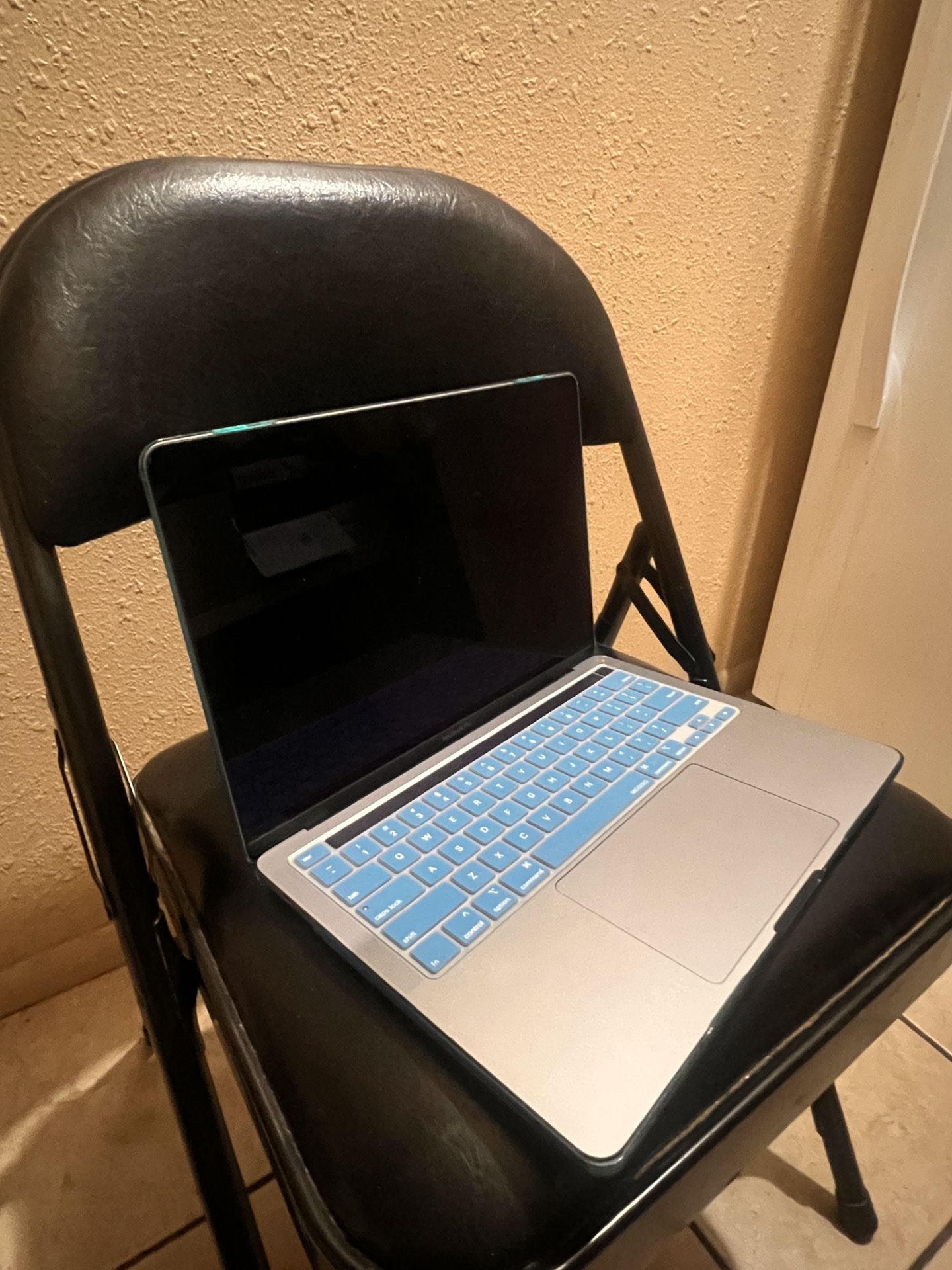 2022 13” MacBook Pro MDM Locked M1chip