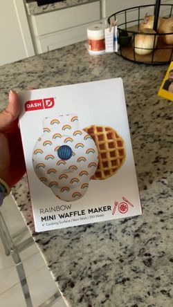 dash mini waffle maker