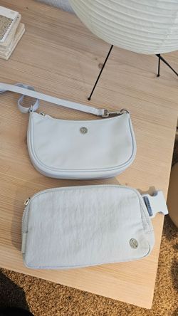 Lululemon bags