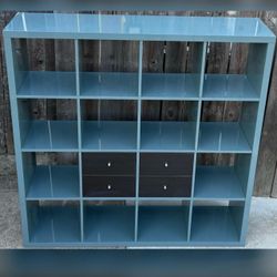 16-cube storage shelf unit with drawers