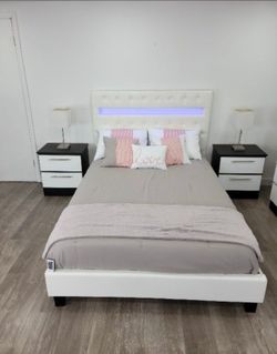 Bedroom Set.  Stylish And Comfort For Your Home! - Juego de cuarto ¡ Estilo y comodidad para su hogar!
