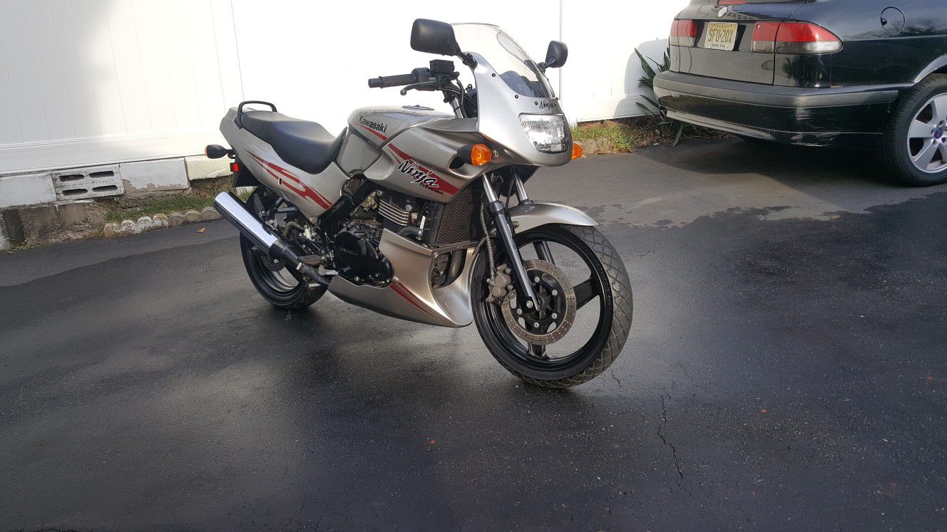 07 Kawasaki Ninja 500