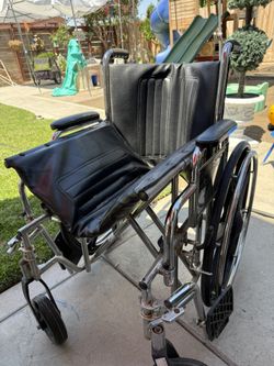 Oversize wheelchair