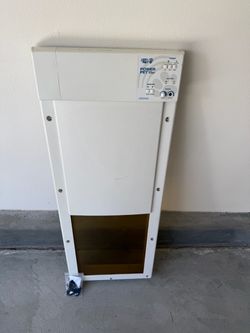 Automatic Pet Door from High Tech Pet Brand