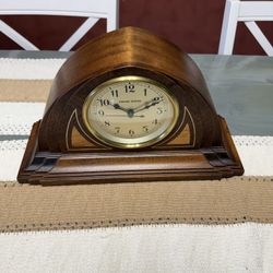 Vintage 1930s Manning-Bowman Electric Mantel Clock - Restored
