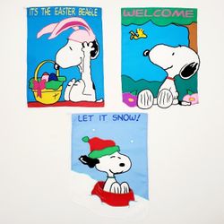 PEANUTS Snoopy Woodstock Vintage Seasonal Yard Flag Lot United Feature Syndicate