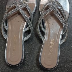 Woman's Sandals Siza 7