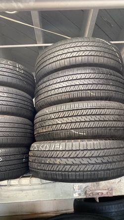 225/60R17 marca Yokohama usadas en excelentes condiciones de vida