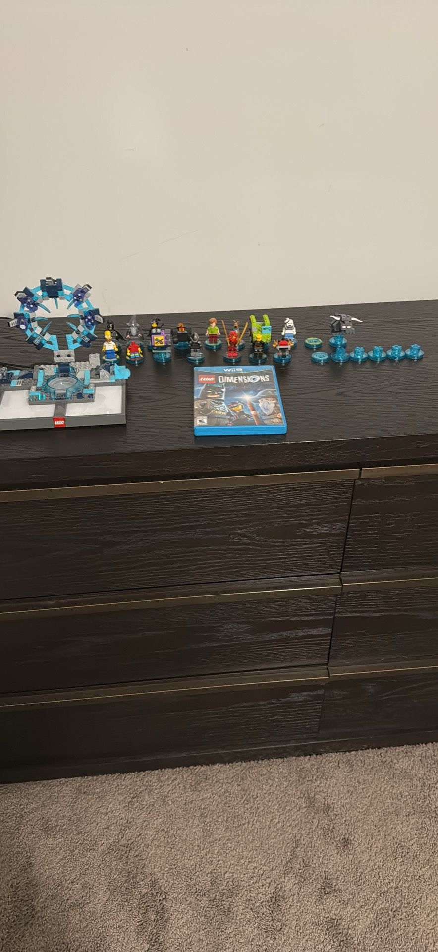 Lego Dimension Game With Portal And Characters