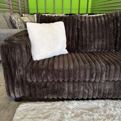 Brown Sectional Sofa Couch (DELIVERY AVAILABLE)
