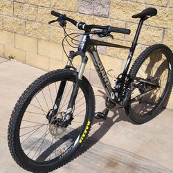 Anthem X 29 Mountain Bike go-to bike to Go off road, down hills fast - $1,150