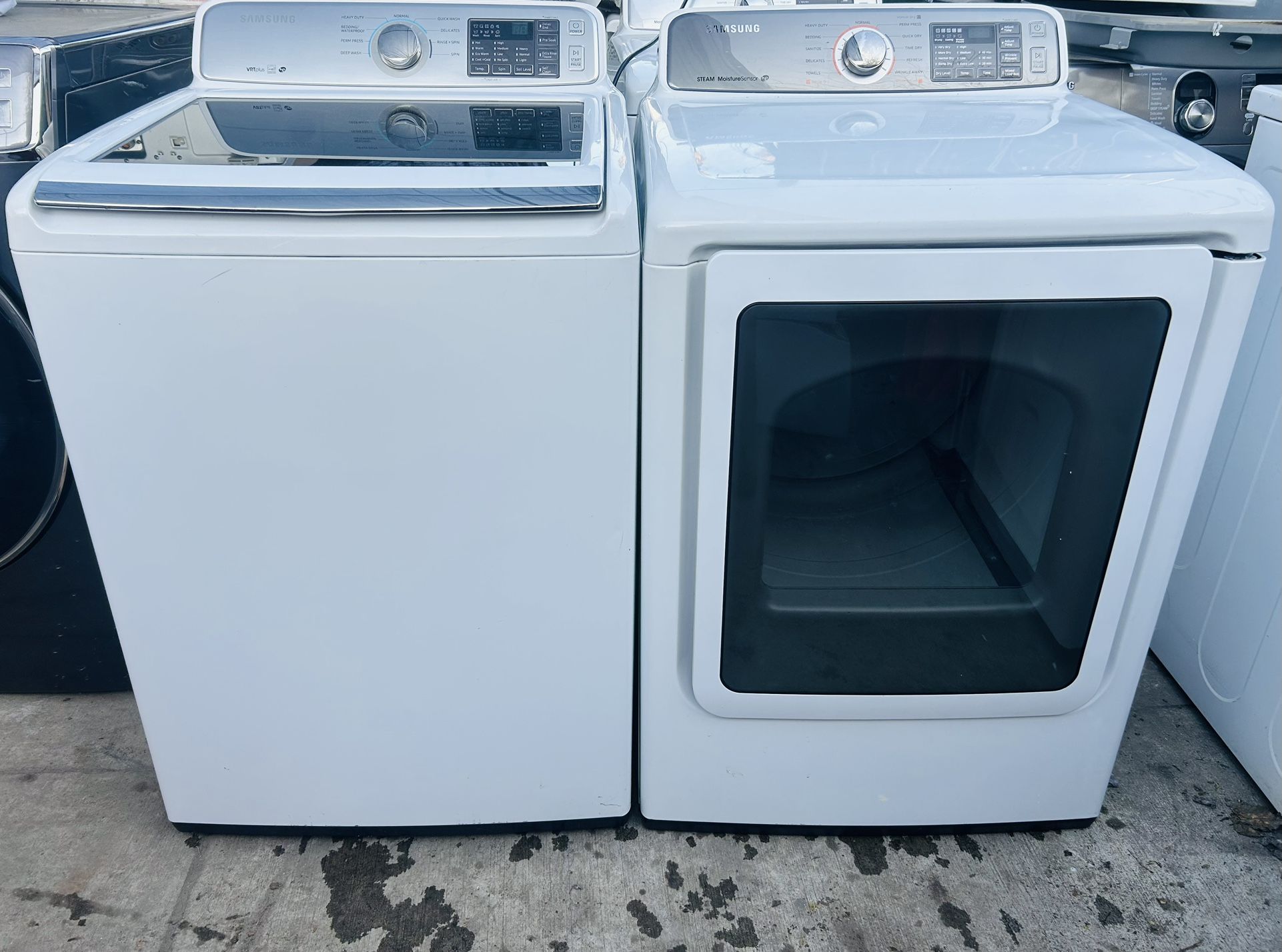 SAMSUNG. WASHER AND GAS DRYER