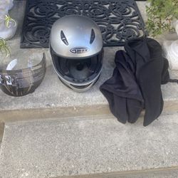 Gmax Gray Helmet, Size M 