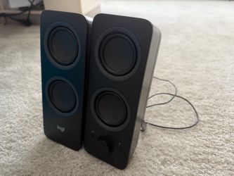 Logitech Z207 Bluetooth Speakers - Used