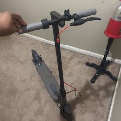 Electric scooter
