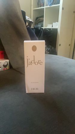 Jadore Dior perfume