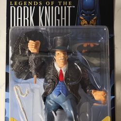 Legends Of The Dark Knight The Penguin w/ Spinning Attack Umbrella 1997 Premium Collectors Series Action Figure