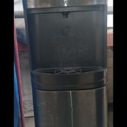 Water Dispenser 