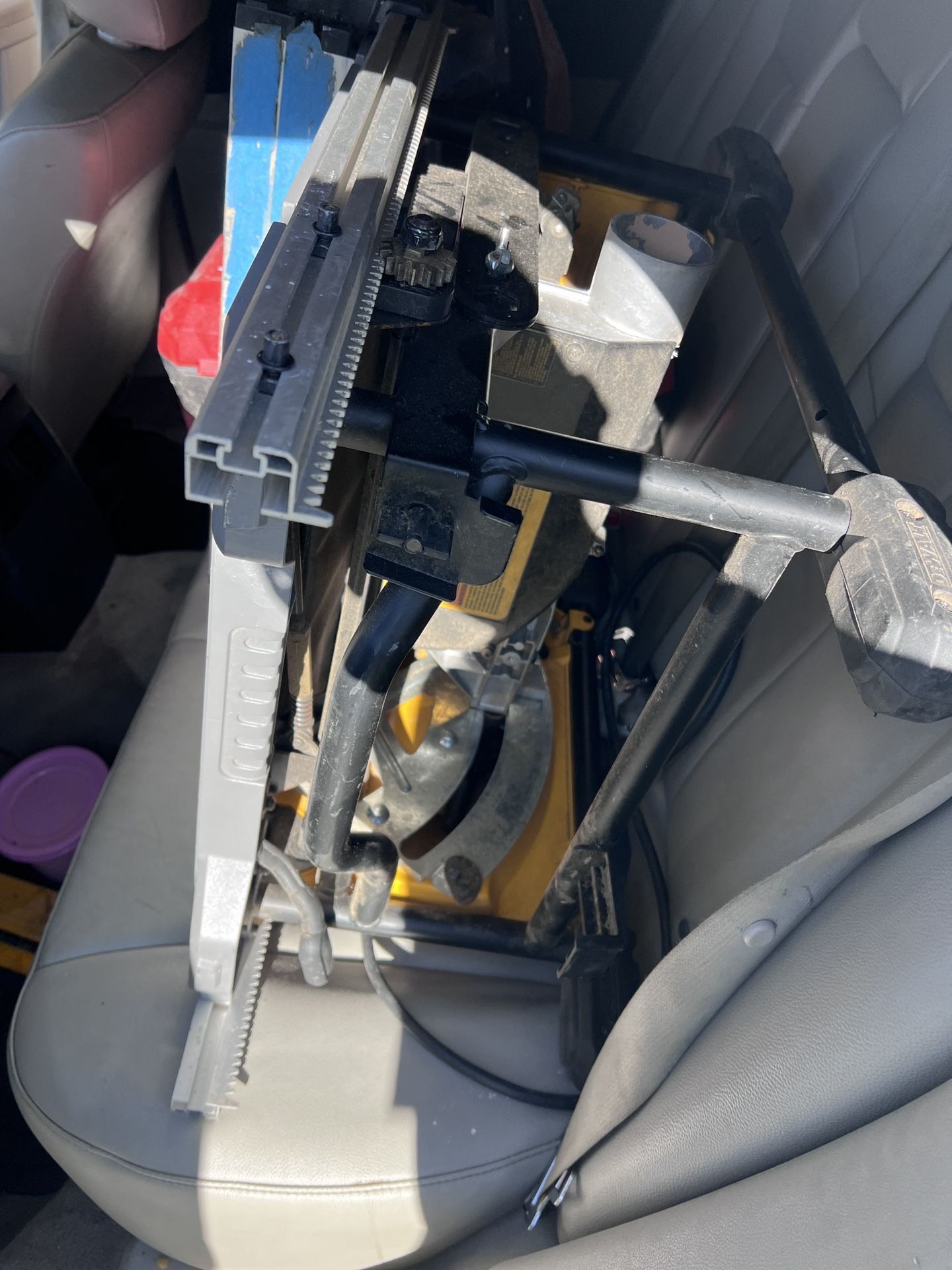 Dewalt Table Saw 120 V 15 A 10”inch 