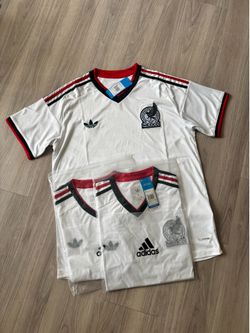 Size M Mexico white jersey