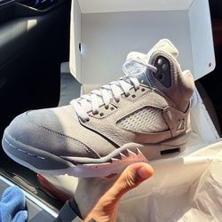 Wolf Grey 5s