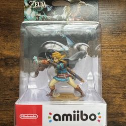 Link Tears of the Kingdom Amiibo - Zelda