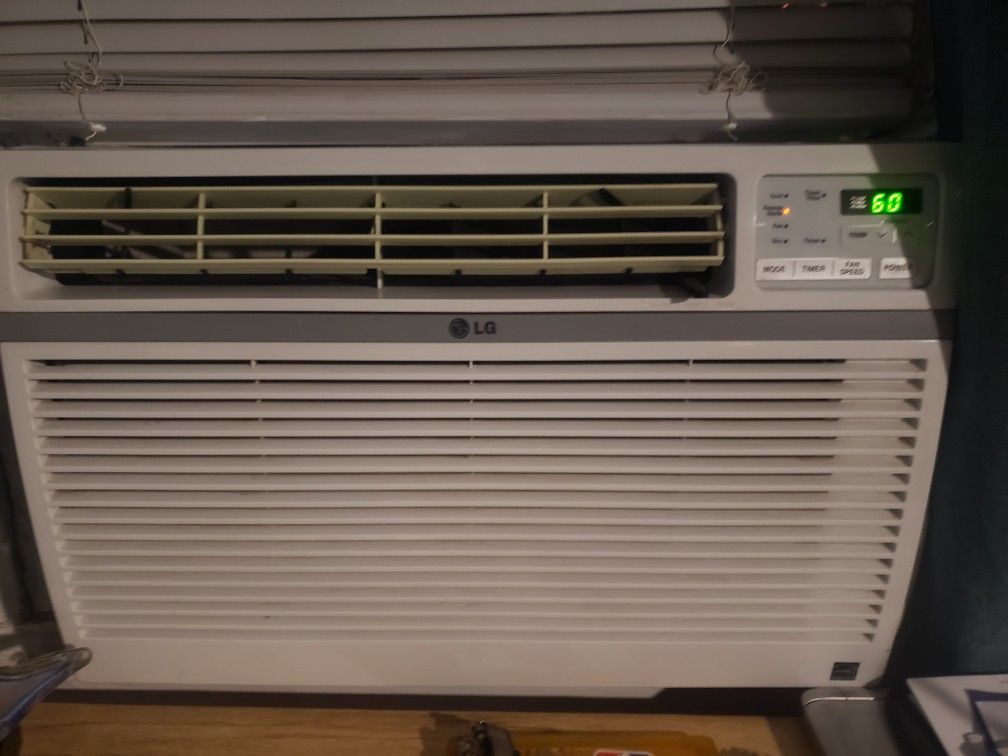 AC Window Unit LG