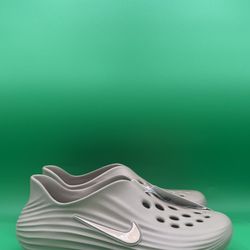 Nike Rejuven8 “Khaki” Size 8 Brand New In Box 