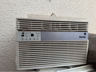 Used air conditioner
