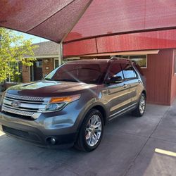 Ford Explorer 