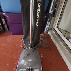 Vaccum Cleaner Comercial