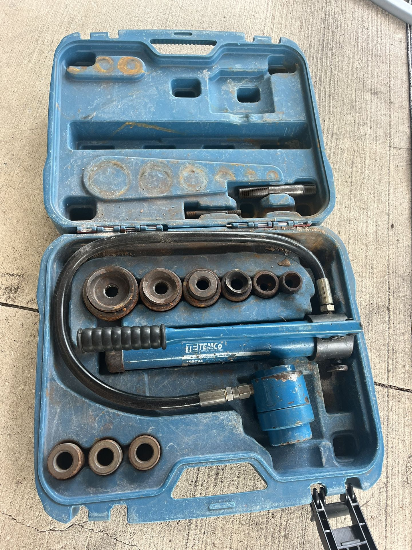 Knock Out Set