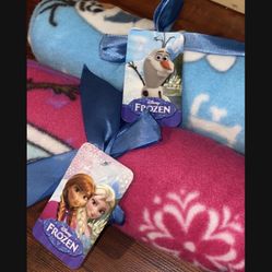 2 Fleece Trow Frozen For Kids Brand New Perfect For A Gift Very Soft 