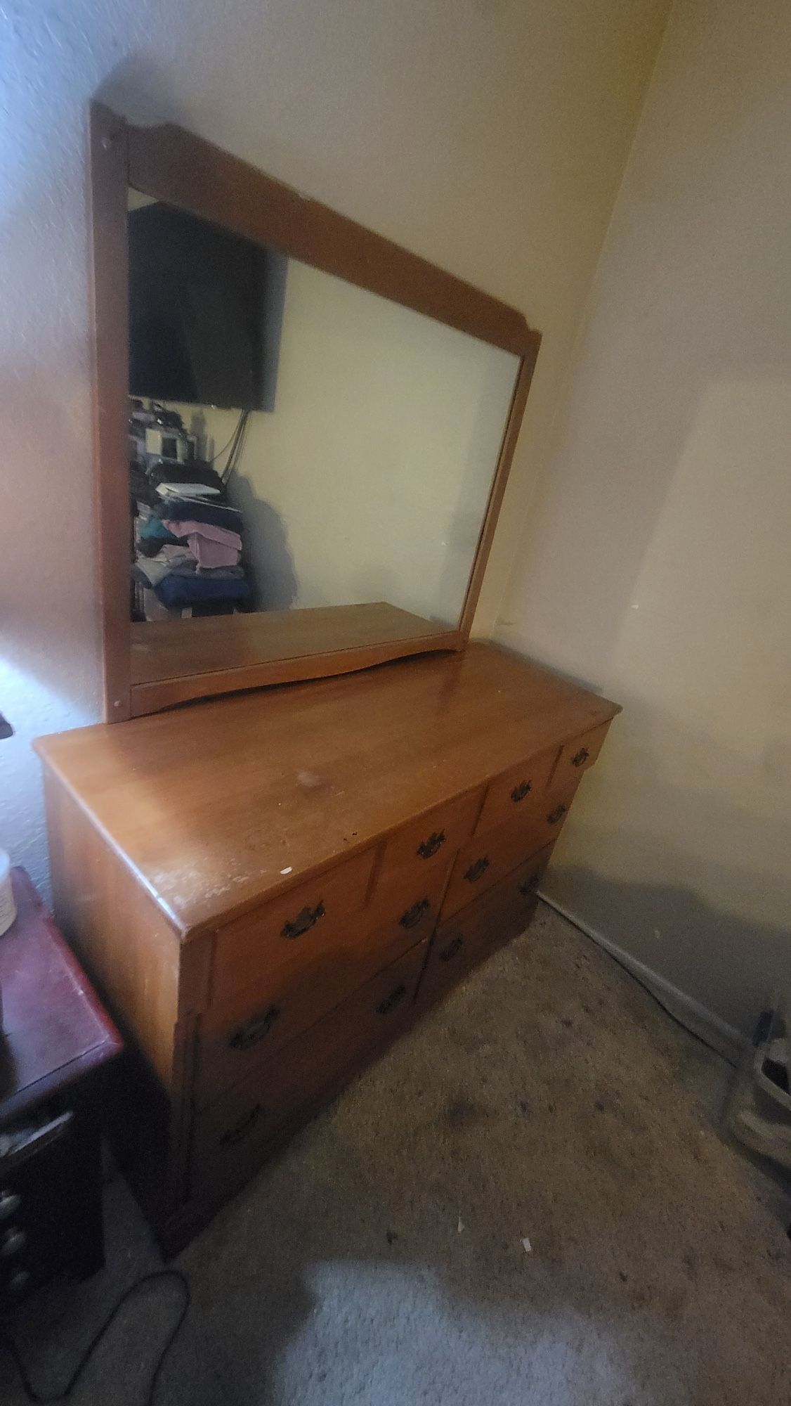 Dresser