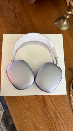 Purple Apple Airpods Max