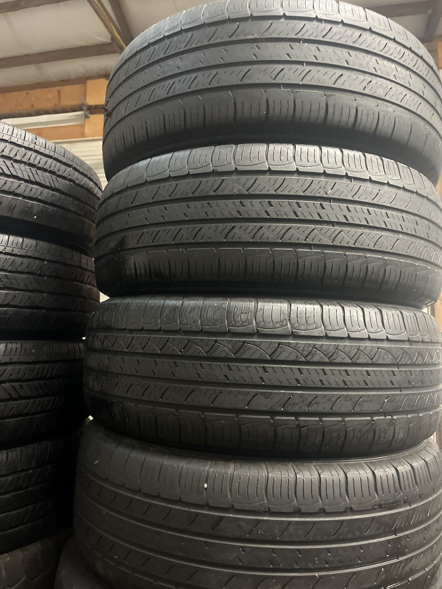 245 60 18 MICHELIN MATCHING SET $150 for the set