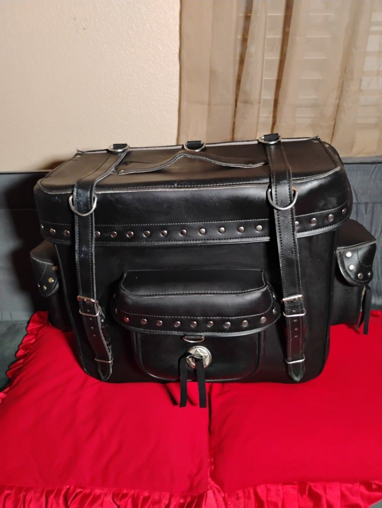 Motorcycle Sissy Bar Tour Bag 18-in X 9 In 15 In