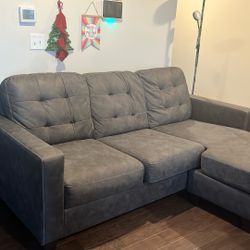 Grey Sectional Sofa – Excellent Condition – $380