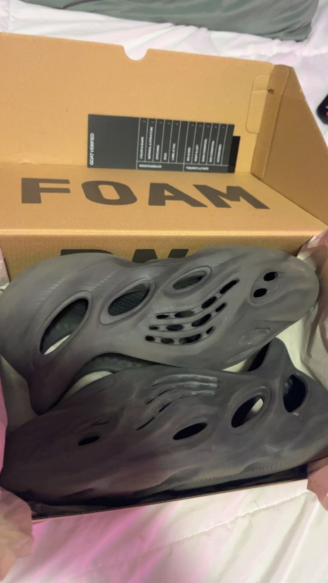 Yeezy Foam Runner Onyx Size 9