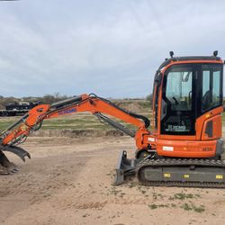 2020 XCMG XE35U Closed Cab Mini Excavator w/312 Hours