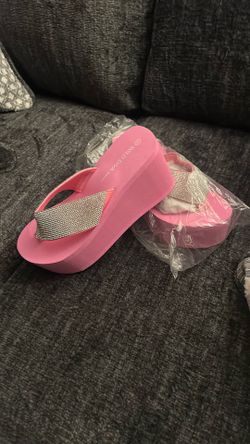 Ladies Sandals, Wedge/platform, Pink Size 8.5