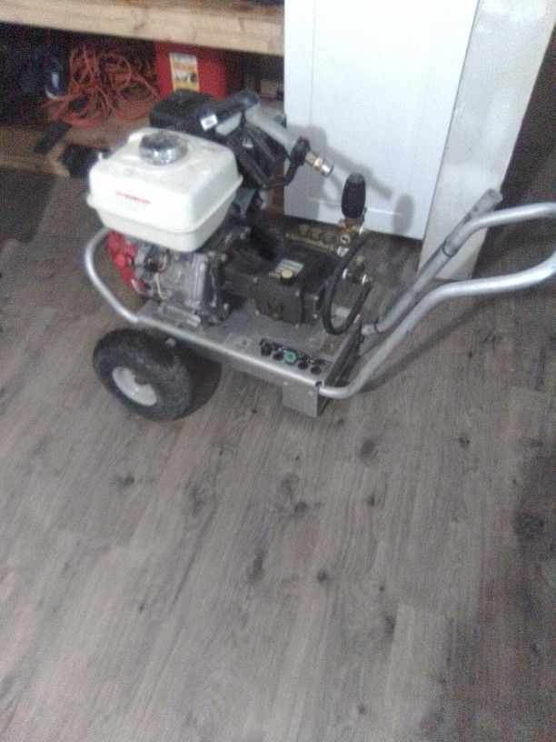 Pressure Washer