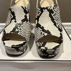 Guess snake heels