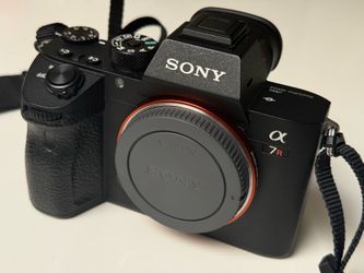 Sony A7 RIII Mirrorless Digital Camera Body