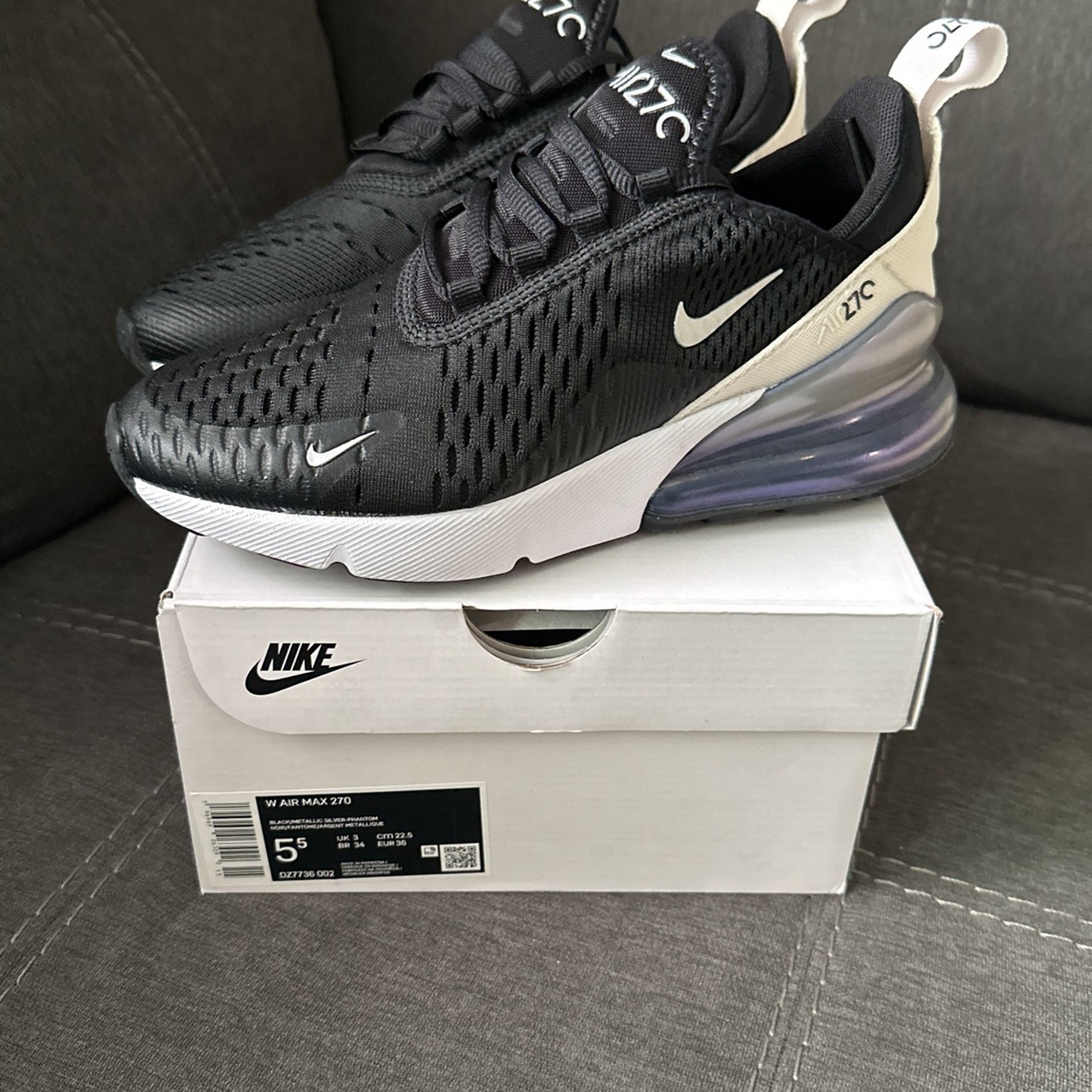 Nike Airmax 270 Sz 5.5 (WOMEN) 