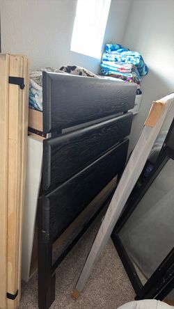 Full size bed with mattress
