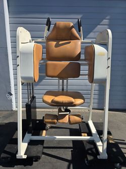 Nautilus 1st gen ab crunch commercial gym equipment exercise fitness weight machine