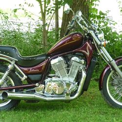 Suzuki Intruder VS700  Cruiser Motorcycle